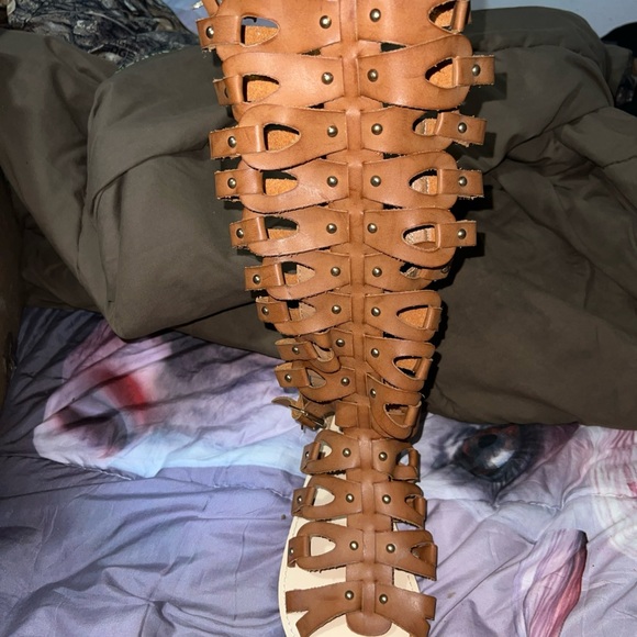 Gladiador Sandals - Picture 2 of 6